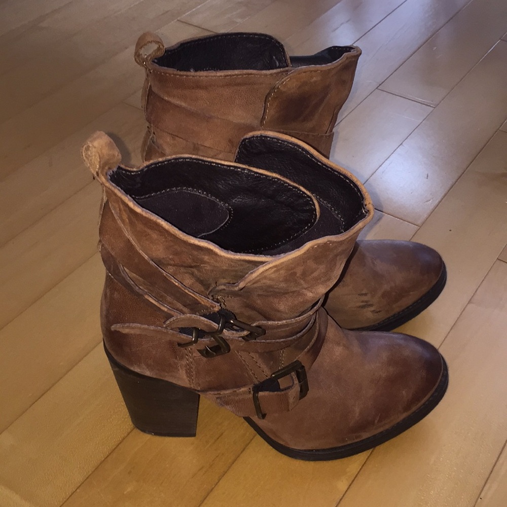 Steve Madden mid calf boots